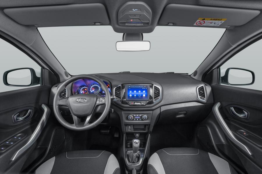 Торпедо Lada XRAY 2015 года  (фото 16 из 30)